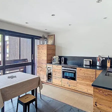 6279, Lumineux A Proximite Des Pistes -3 Et Cheminee *